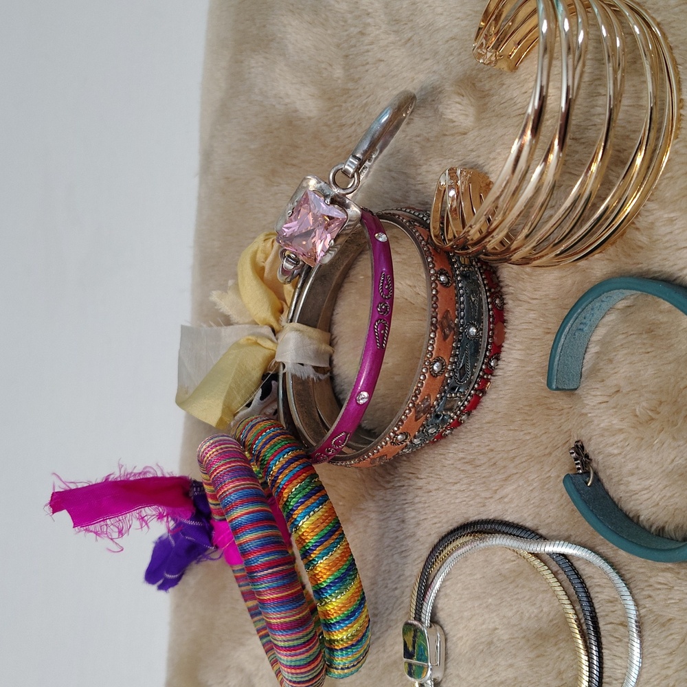 Bracelet Bundle - Picture 5 of 5